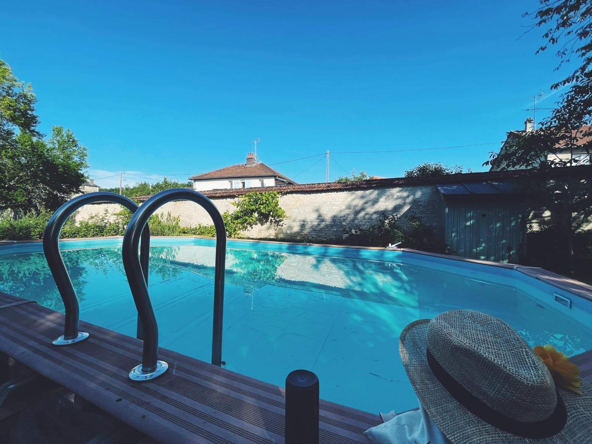 Le Val Clos, Appartement Dans Une Maison De Maitre 19E Tanlay Exterior foto